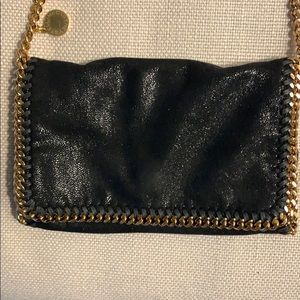 Black Cross Body